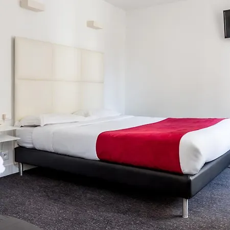 Lecourbe, Tour Eiffel Hotel Parigi