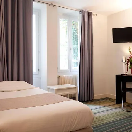 Hotel Lecourbe, Tour Eiffel