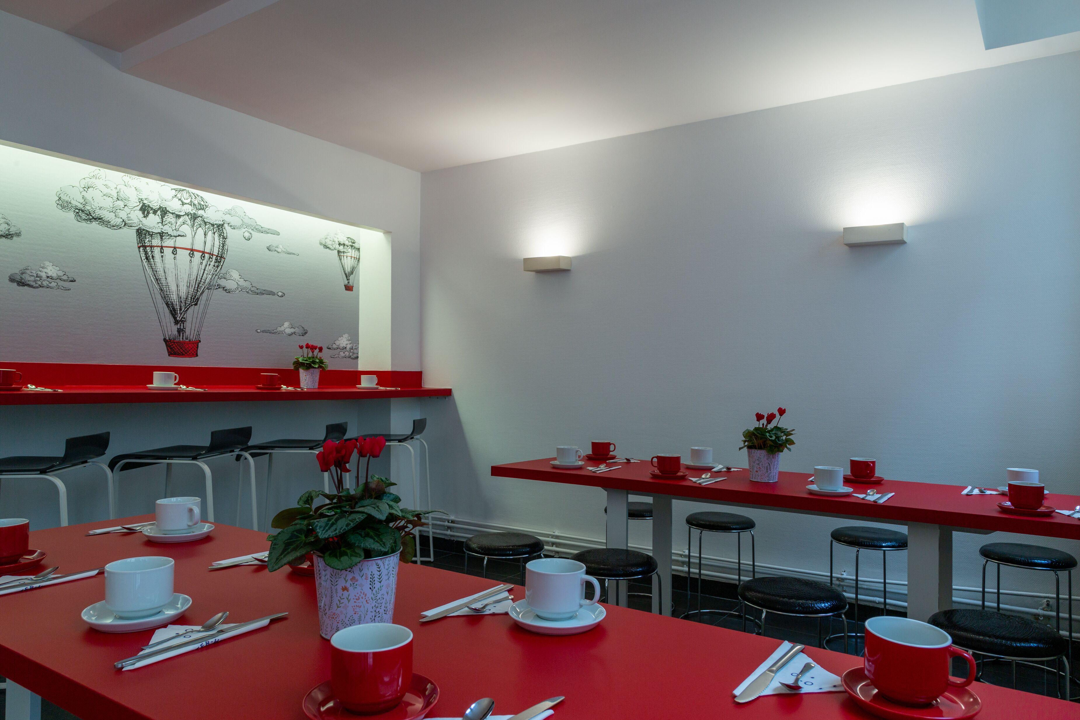 Lecourbe, Tour Eiffel Hotel 3*