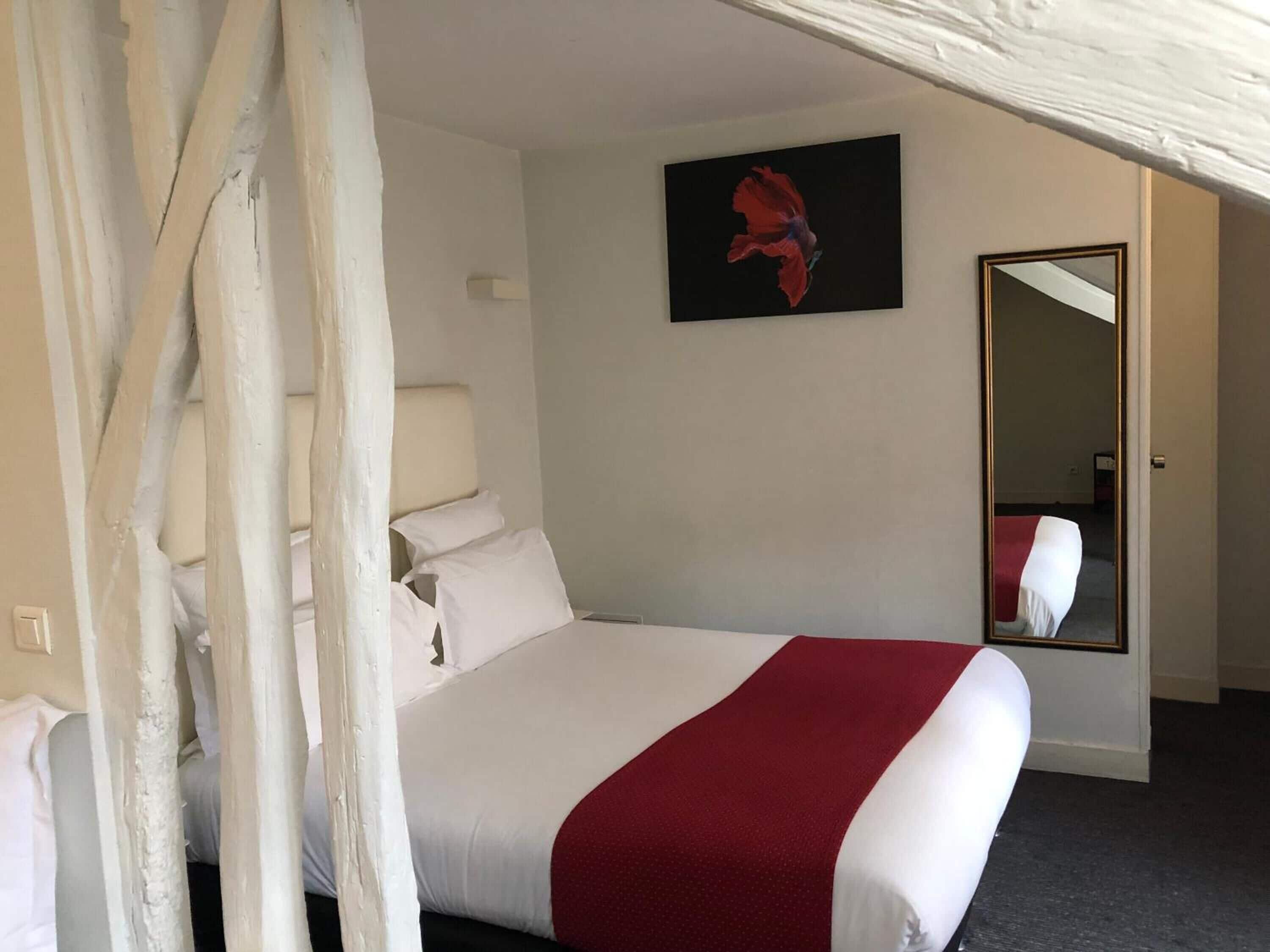 Hotel Lecourbe, Tour Eiffel 3*