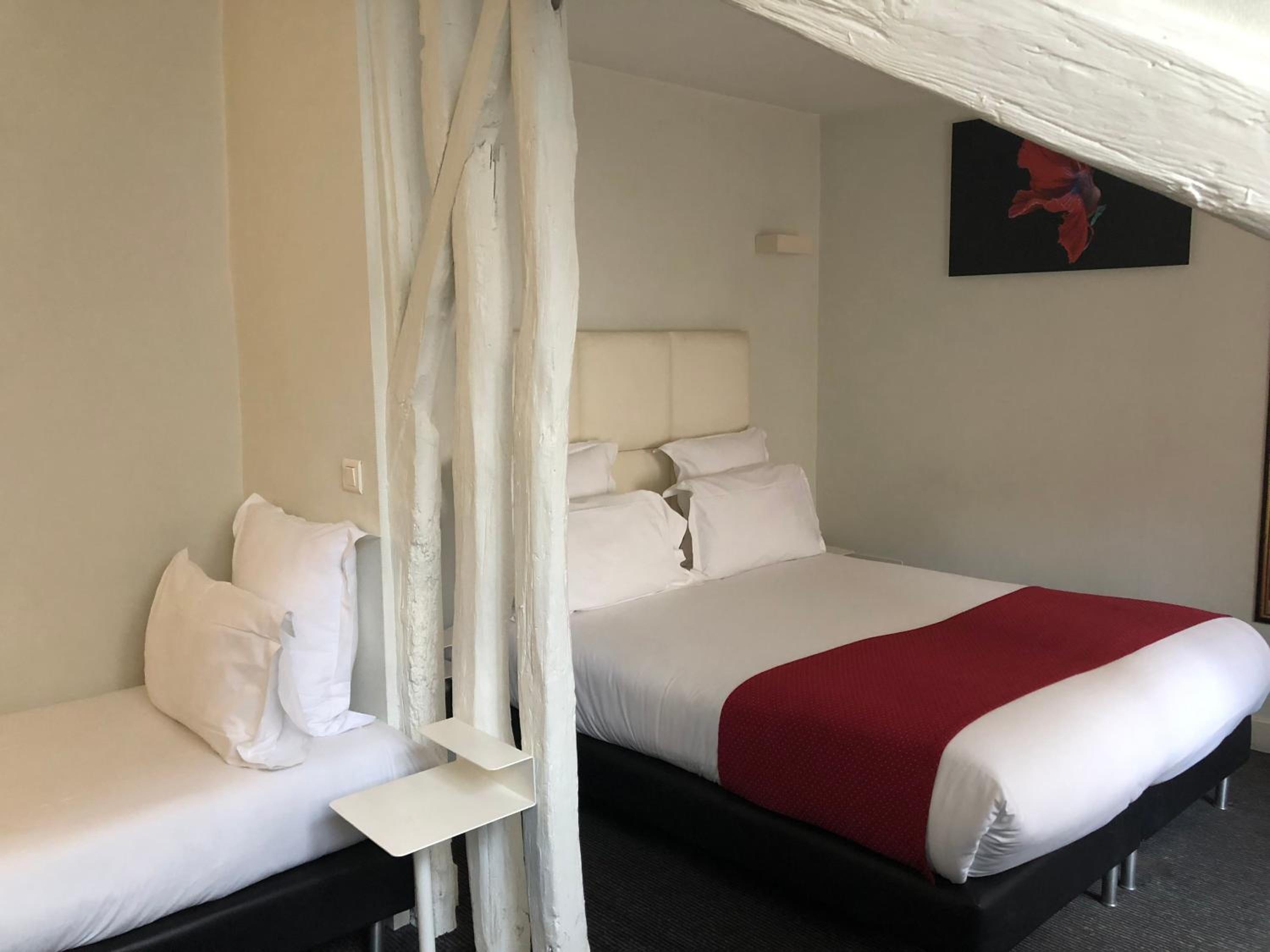 Hotel Lecourbe, Tour Eiffel 3*