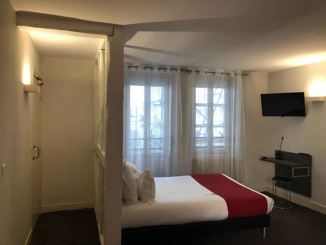 Hotel The Originals City, Lecourbe, Tour Eiffel